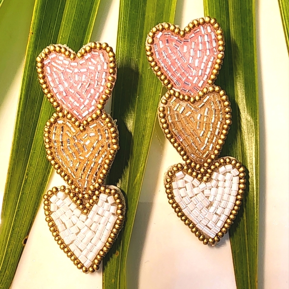 Pink,Champagne,White & Gold Heart Beaded Earrings Hand Crafted NWT - Picture 3 of 3